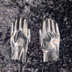 Black Women's Rubber Gloves - Classic Protective Mittens